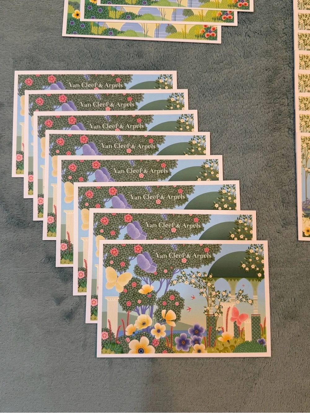 VAN CLEEF & ARPELS SET OF 21 POSTCARDS ROCKEFELLER CENTER SPRING 2026
